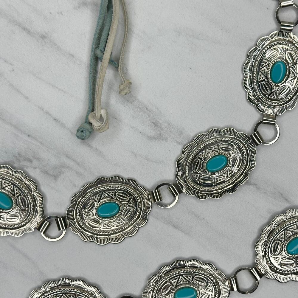 Faux Turquoise Scalloped Concho Silver Tone Chain Belt One Size (OS) Western ✨ - Picture 10 of 12